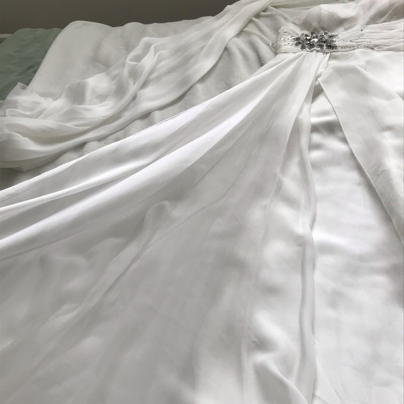 Aspeed Dress - Picture 7 of 10